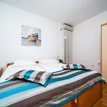 Apartmán Pervanovo With Free Parking *