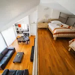 Pervanovo With Free Parking Apartmán