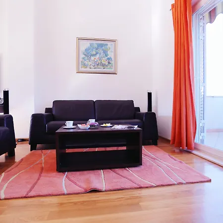 Pervanovo With Free Parking Apartment *