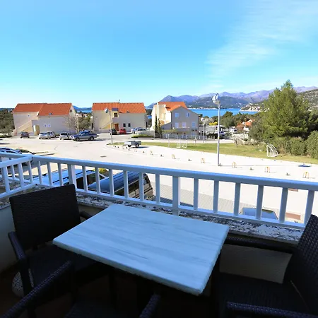 Pervanovo With Free Parking Apartment *