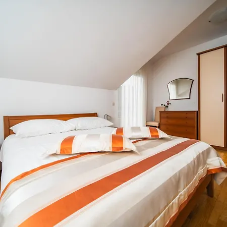 Pervanovo With Free Parking *