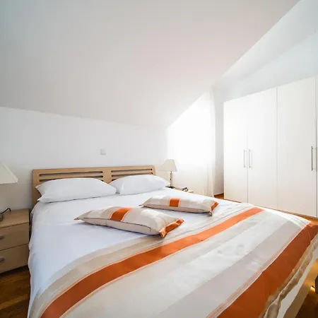 Appartamento Pervanovo With Free Parking