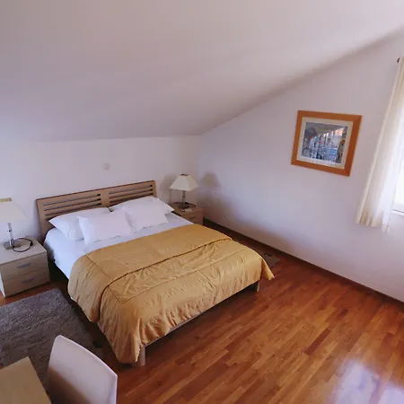 Pervanovo With Free Parking Apartmán