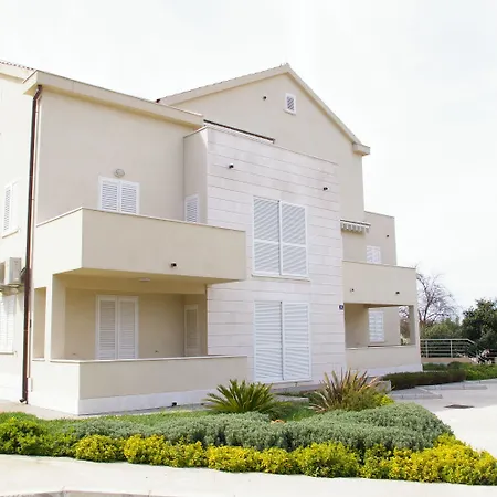 Pervanovo With Free Parking