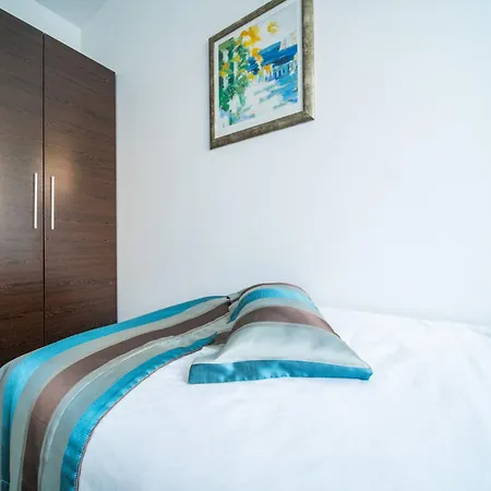 Pervanovo With Free Parking *