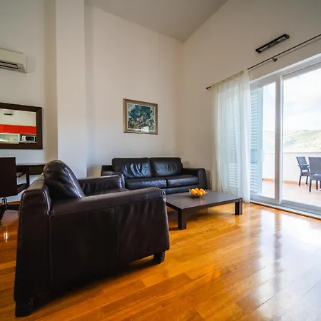 Pervanovo With Free Parking Daire *