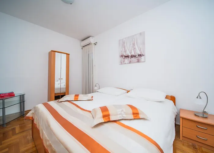 Pervanovo With Free Parking *